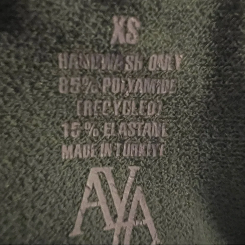 AYA BIKINI SET - Picture 12 of 12